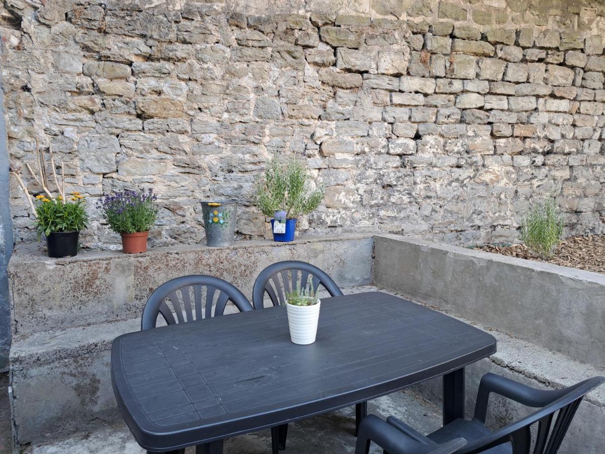 Joli T3 Avec Exterieur Proche Du Centre Et Des Remparts Apartman Boulogne-sur-Mer Kültér fotó